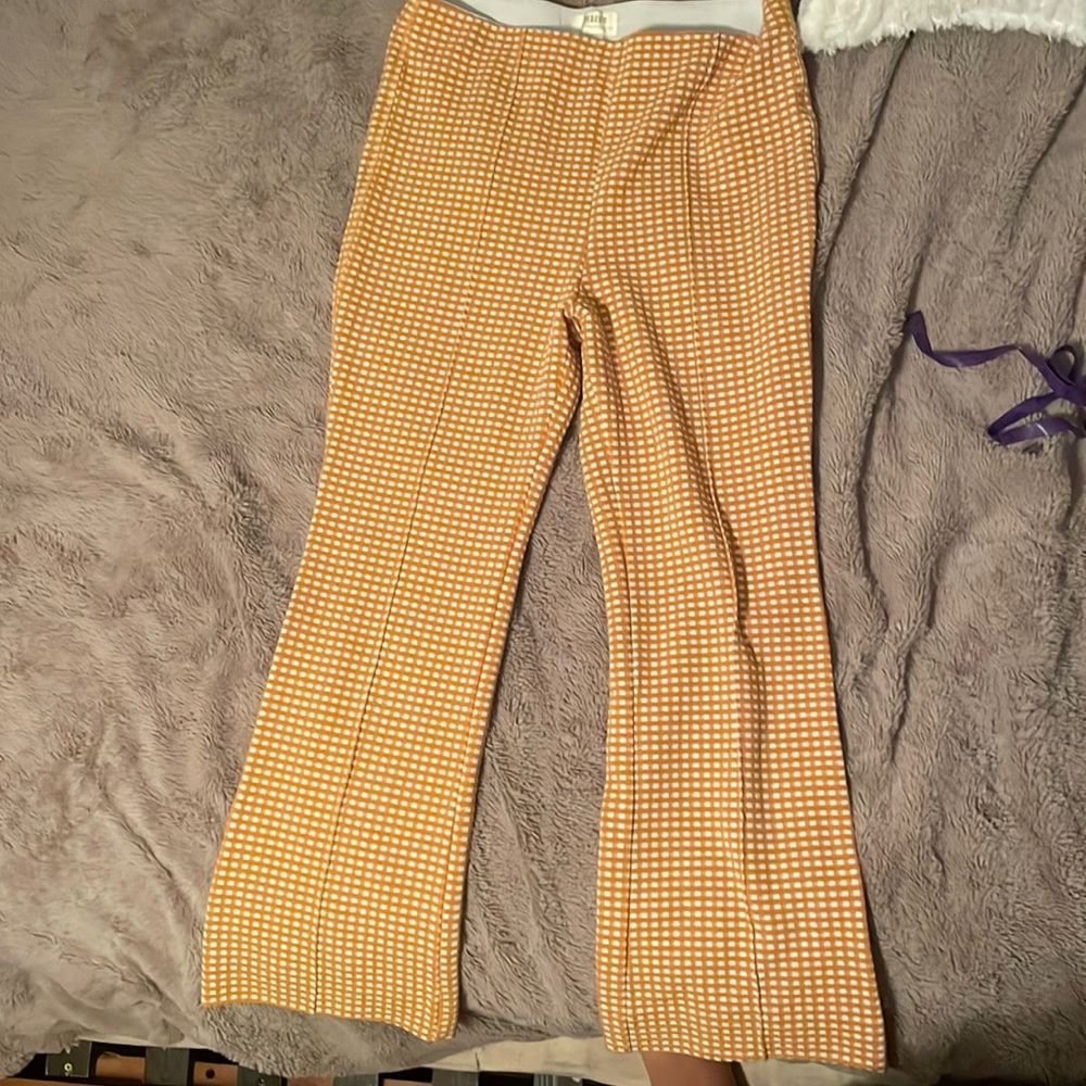 Yellow pants